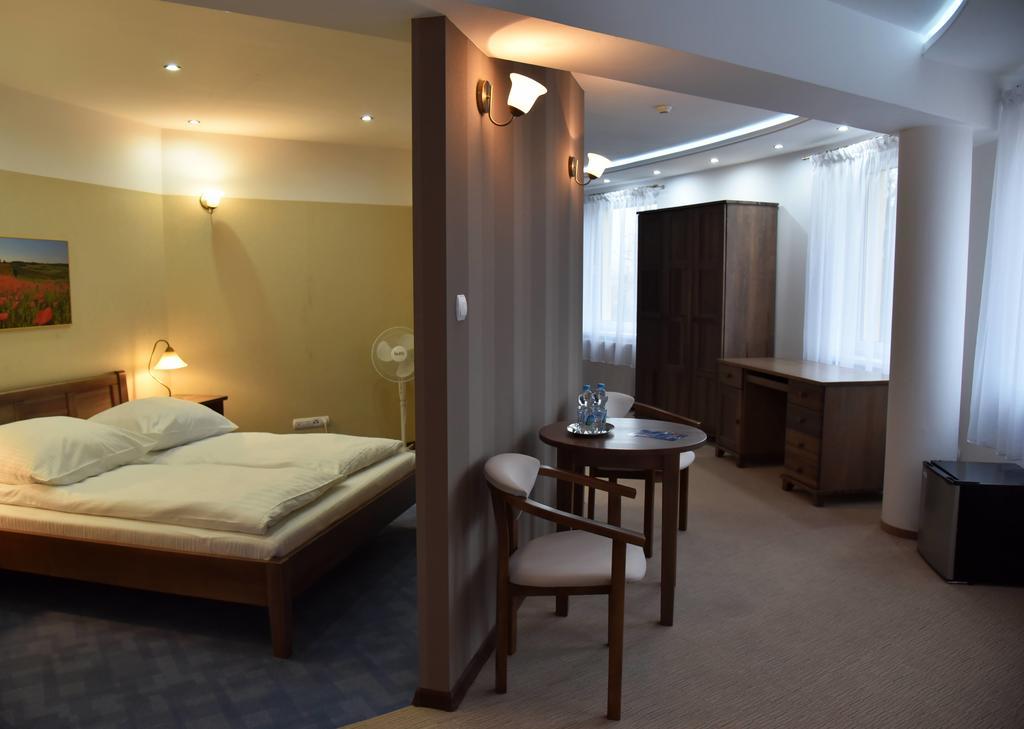 Kompleks Hotelowy Logos Augustow Room photo