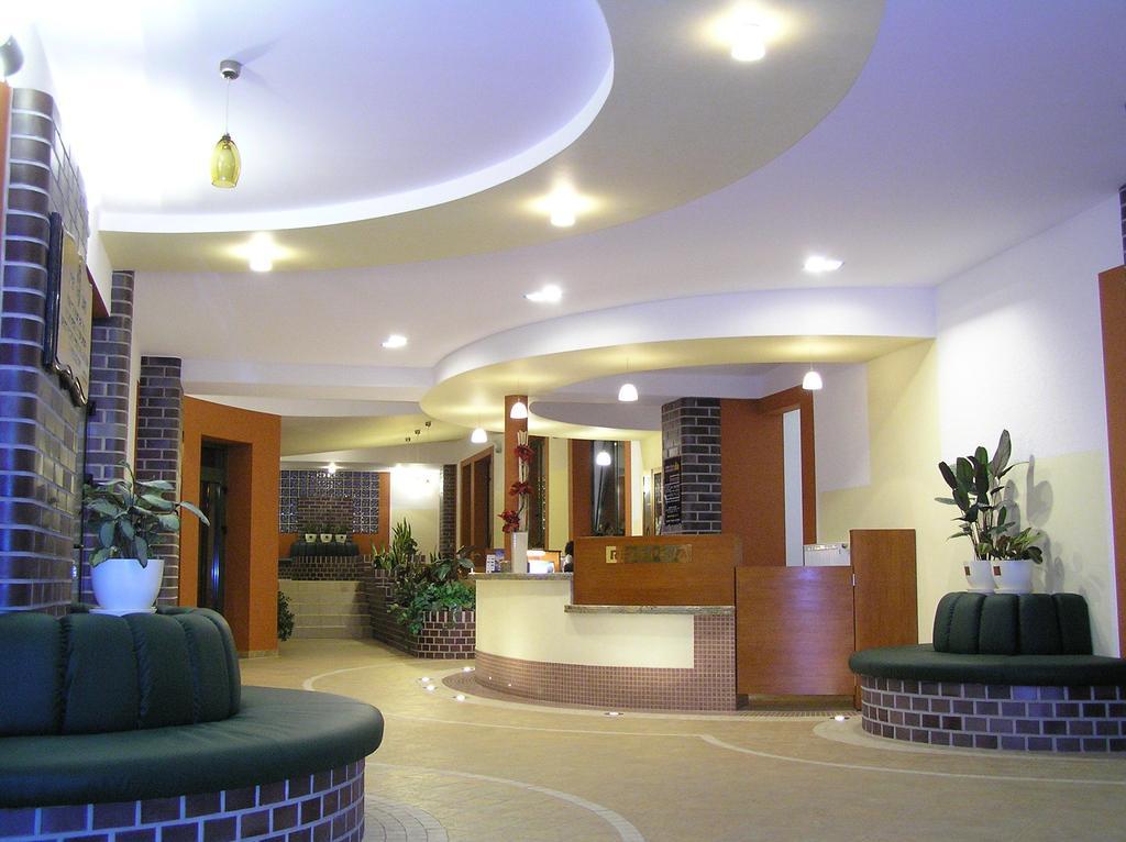 Kompleks Hotelowy Logos Augustow Exterior photo